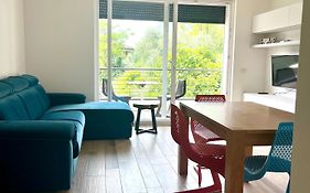Emma'S Riva-Dream - Sonnige 2-Zimmer-Wohnung Mit Garage Und Balkon In Riva Del Garda